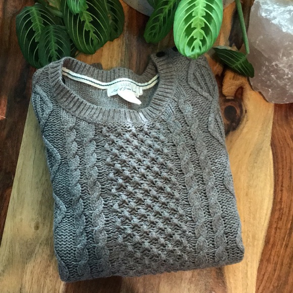 Grey Knit Sweater - Picture 7 of 7